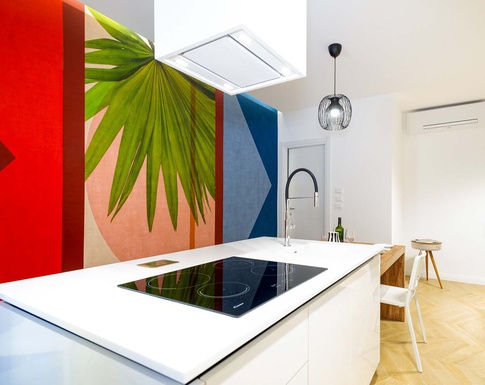 Cucina in stile contemporaneo di 24 di Alessia Faiazza Architetto