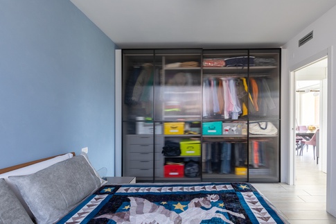 Camera da Letto in stile contemporaneo di 14 di Mobili Vivarelli S.R.L.