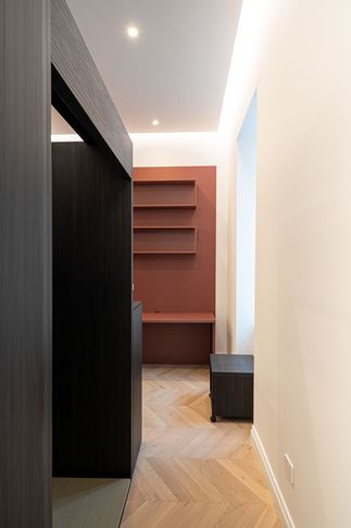 Studio in stile contemporaneo di 32 di Formale.