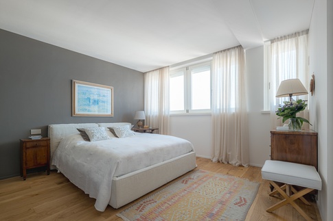 Camera da Letto in stile contemporaneo di 20 di Nicoletta Zanella