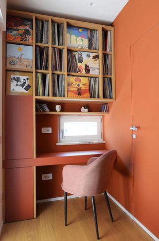Soggiorno in stile contemporaneo di 18 di Fiorenzo D'Onofrio Architetto