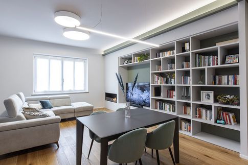 Open Space in stile contemporaneo di 40 di Carola Ribotta architetto