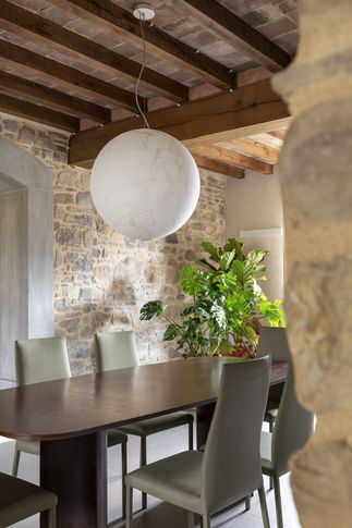 Sala da Pranzo in stile moderno di 50 di Federica Rossi Sala da Pranzo in stile moderno di 50 di Federica Rossi