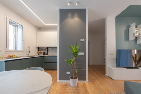 Open Space in stile contemporaneo di 25 di Annalisa Carli Architetto