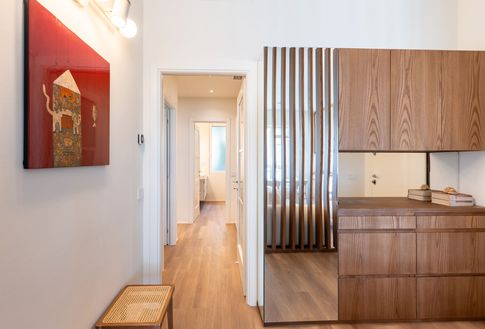 Ingresso in stile mediterraneo di 3 di Chiara Fedele Interior Design