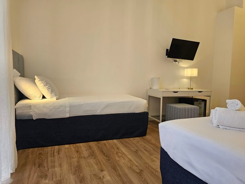 Camera da Letto in stile classico di 23 di Alessandra Gambino Architetto - AGA