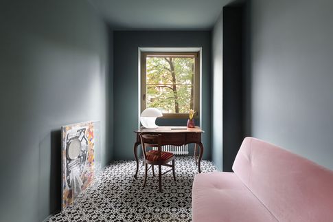 Studio in stile minimal di 12 di MGK | Mohamed Keilani Studio