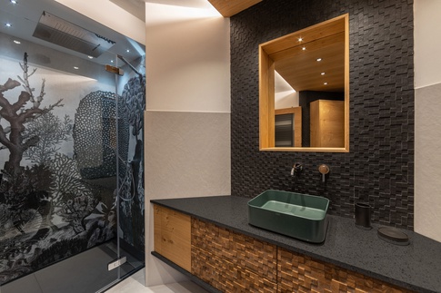 Bagno in stile glamour di 15 di Arredamenti Andalo