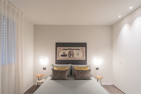 Camera da Letto in stile moderno di 14 di Alessandra Parolini Studio