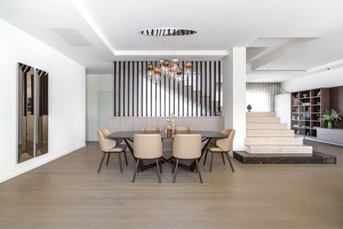 Open Space in stile contemporaneo di 115 di Ciquadro Architetti