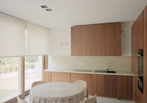 Cucina in stile minimal di 28 di ellevuelle architetti Cucina in stile minimal di 28 di ellevuelle architetti