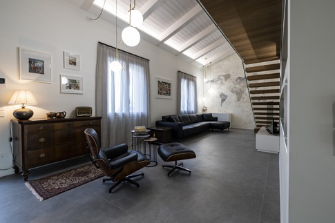 Soggiorno in stile moderno di 39 di Architetto Zavagnini Daniele