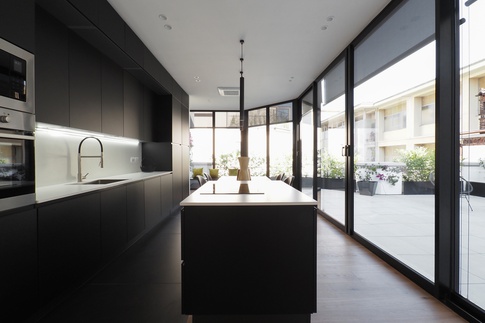 Veranda in stile moderno di 25 di Desearq studio - architettura e interior design