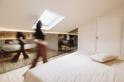 Camera da Letto in stile contemporaneo di 30 di SMartSTUDIO