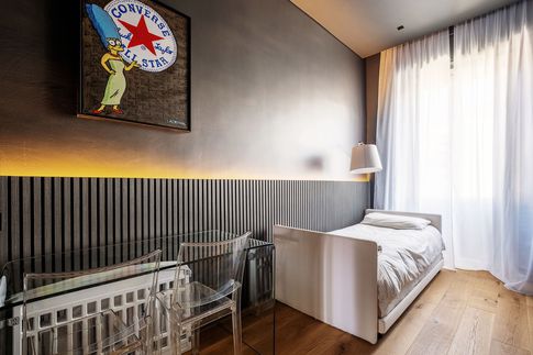 Camera da Letto in stile contemporaneo di 13 di kkarchitecture