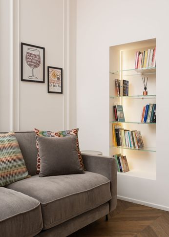 Soggiorno in stile contemporaneo di 18 di Alice Palese Atelier