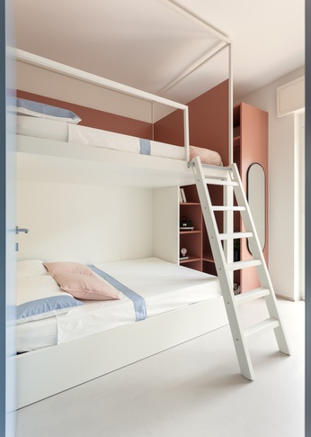 Cameretta Bambini in stile contemporaneo di 10 di Hop!Arch