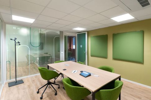 Open Space in stile moderno di 3500 di Studio BIA-@rch | Bianca Giovene di Girasole