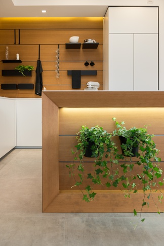 Cucina in stile contemporaneo di 35 di Paolo Basco Architetto Cucina in stile contemporaneo di 35 di Paolo Basco Architetto