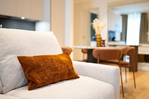 Open Space in stile contemporaneo di 25 di FCInteriorDesignStudio | Open Space in stile contemporaneo di 25 di FCInteriorDesignStudio |