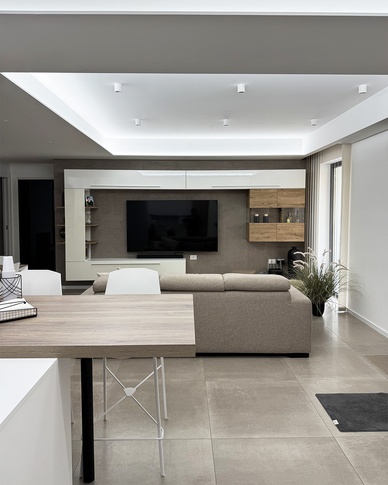 Open Space in stile contemporaneo di 45 di IMA STUDIO Open Space in stile contemporaneo di 45 di IMA STUDIO