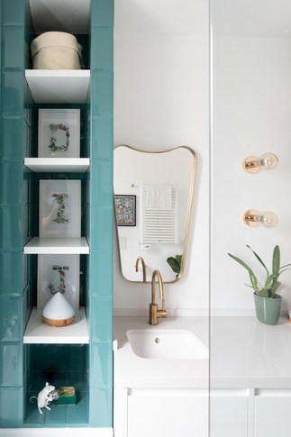 Bagno in stile mediterraneo di 8 di Martini & Partners