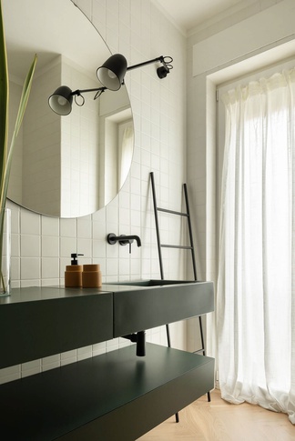 Bagno in stile contemporaneo di 6 di Subconscio studio