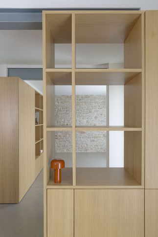 Open Space in stile contemporaneo di 48 di vianello gasparin progetti