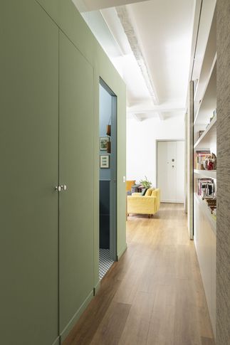 Corridoio in stile vintage di 3 di Francesca Delicato architettura e design