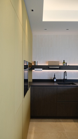 Open Space in stile contemporaneo di 34 di Abitacolo Interni Open Space in stile contemporaneo di 34 di Abitacolo Interni