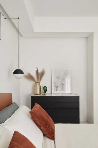 Camera da Letto in stile moderno di 15 di Chantal Forzatti architetto