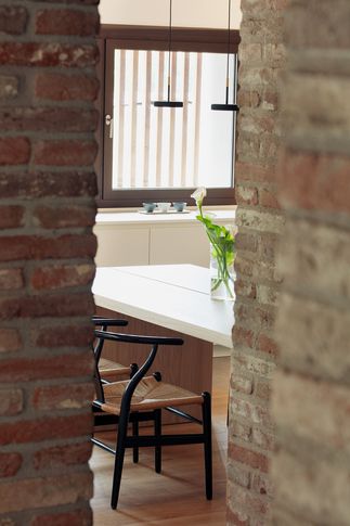 Cucina in stile minimal di 25 di Didonè Comacchio Architects