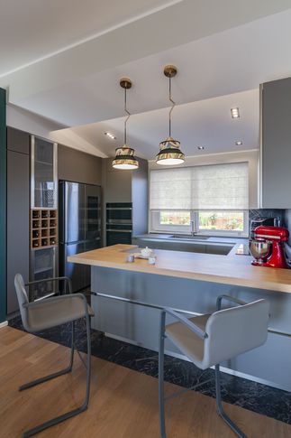 Open Space in stile minimal di 50 di Pucciarelli Architetti