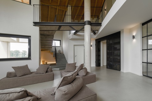 Open Space in stile soft industrial di 60 di Simona Fogalesi interior designer