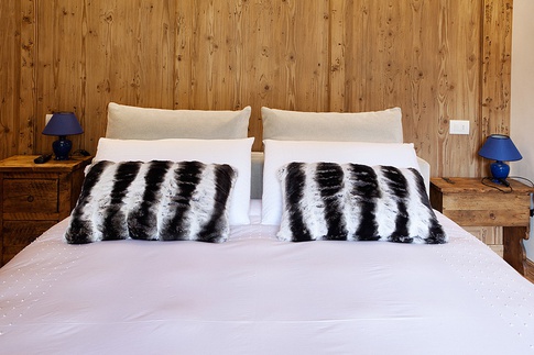 Camera da Letto in stile rustico di 17 di Elena Vigano' Architetto