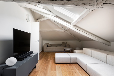 Open Space in stile moderno di 32 di NOMADE ARCHITETTURA