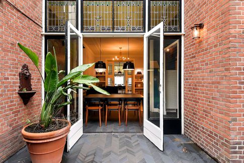 Ingresso in stile moderno di 5 di Equus Architects