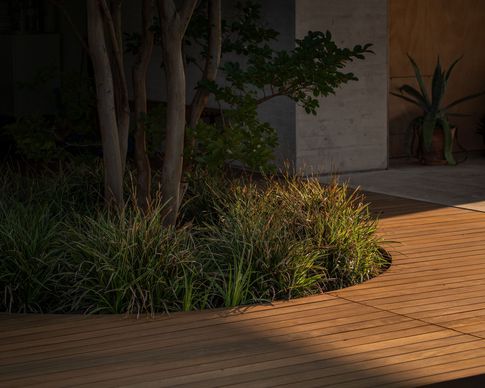 Portico in stile minimal di 25 di Didonè Comacchio Architects