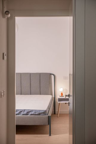 Camera da Letto in stile iconico di 14 di LATER STUDIO / paola cortesi architetto