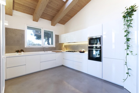 Open Space in stile contemporaneo di 55 di Patrizia Drudi Architetto Open Space in stile contemporaneo di 55 di Patrizia Drudi Architetto