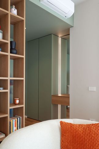 Open Space in stile moderno di 28 di SuMisura Architetti