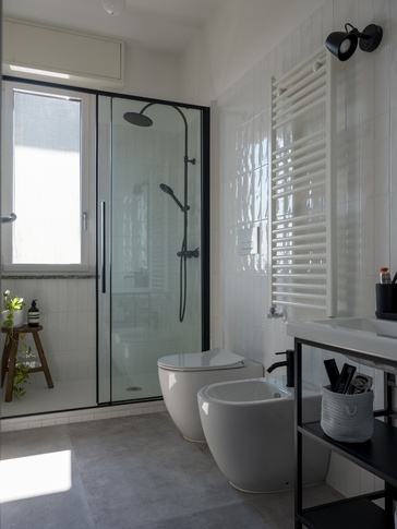 Bagno in stile contemporaneo di 4 di MatStudio