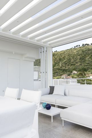 Terrazza in stile contemporaneo di 100 di 13GC_architekt