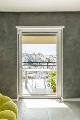 Soggiorno in stile urban di 35 di Alessandra Avagnano Architetto
