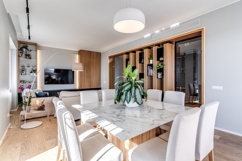 Soggiorno in stile contemporaneo di 30 di MOB Architects