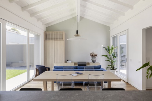 Open Space in stile giapponese di 64 di Chantal Forzatti architetto