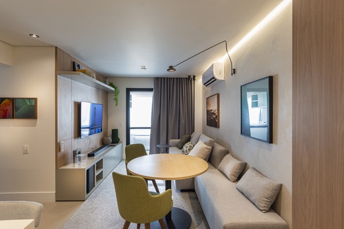 Soggiorno in stile moderno di 20 di Guzlive