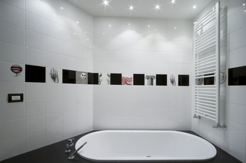 Bagno in stile classico di 6 di Annalisa Buscarini Ingegnere Edile Architetto