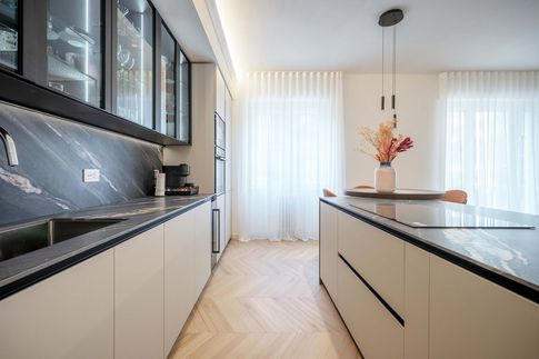 Cucina in stile contemporaneo di 20 di Gianluca Chiocca Interior Design Studio