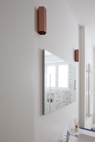 Bagno di Servizio in stile contemporaneo di 5 di Elena Russo Interiors